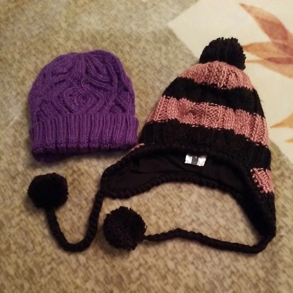 Naf Naf (2) two Women Hats Cable Knit Wool Blend Black Coral Purple One size EUC